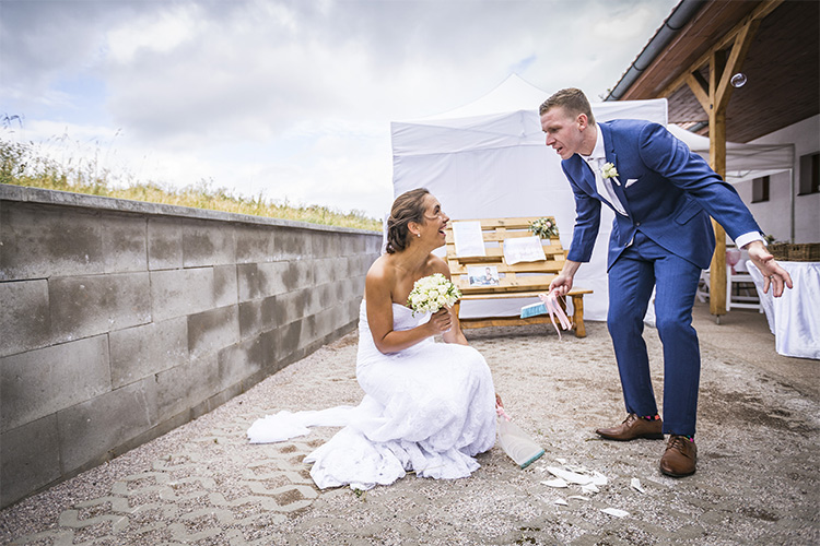 svatba_anca_rozbity_talir